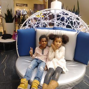 Meet your Posher, Pascale